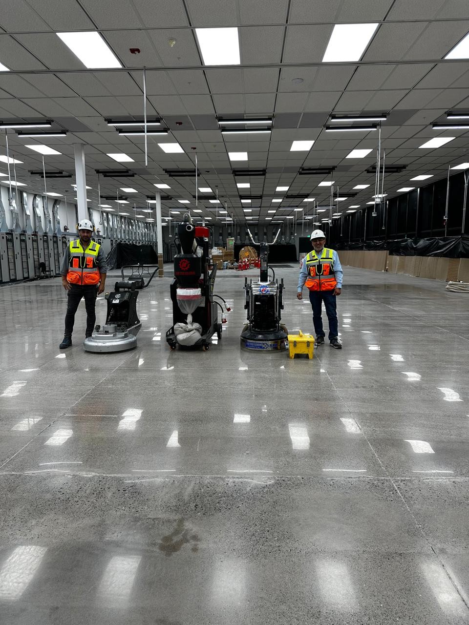 Equipos y tecnología